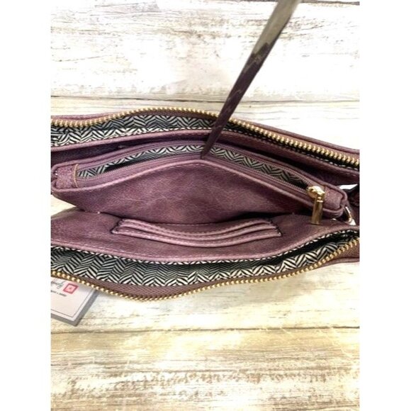 Jen & Co. Vegan Leather Violet Crossbody Clutch with Adjustable Straps - Picture 9 of 12